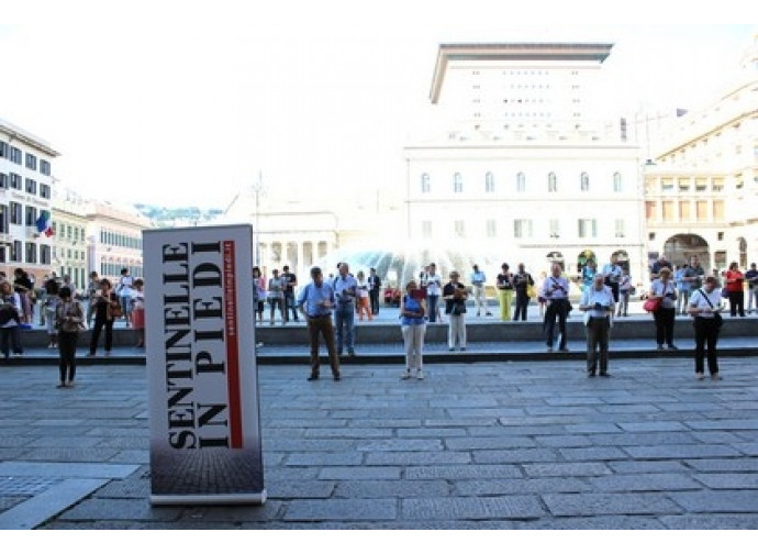 Sentinelle in piedi